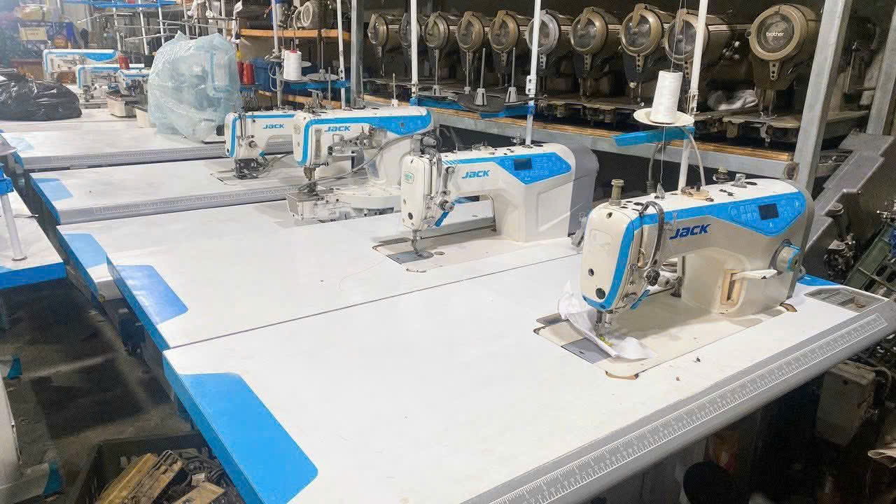 Máy may 1 kim Jack a3
